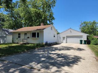 907 Krings Ln, Joliet, IL 60435