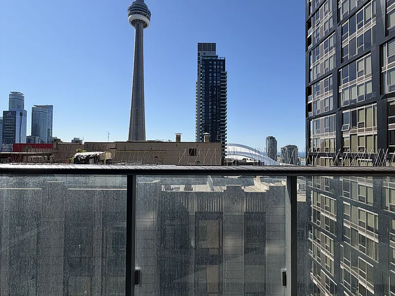 8 Mercer St #2107 — Photo 25