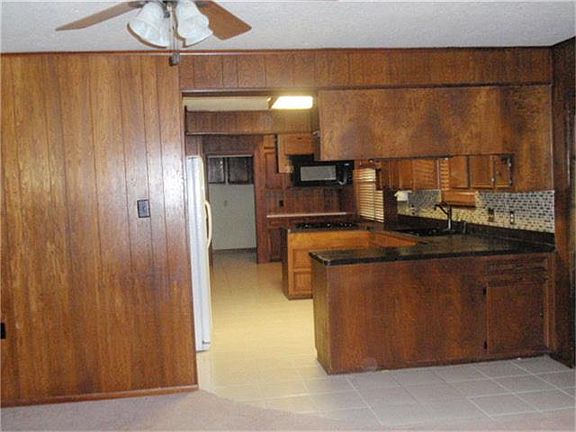 5th image of 10447 Antrim Ln