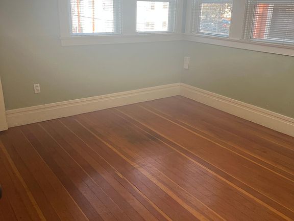 2nd image of 2219 J St