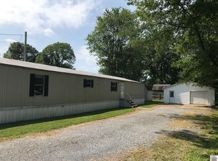 305 Charleston Ave, Paducah, KY 42001