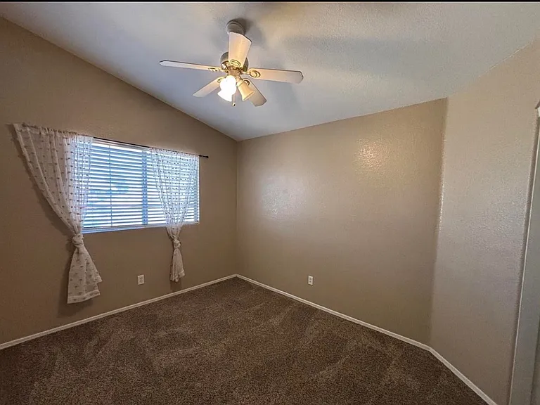 12523 W Roanoke Ave — Photo 7
