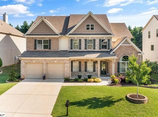 133 Creek Shoals Dr, Simpsonville, SC 29681