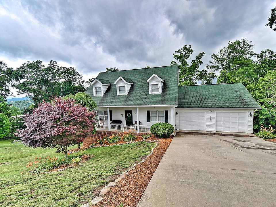 1st image of 1924 Northwood Pl