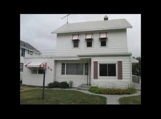 216 2nd St NW, Chisholm, MN 55719