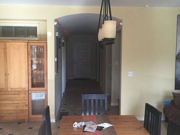 5th image of 1628 S Maple Blvd