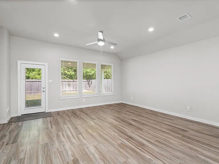 14334 Winema View Ln — Photo 43