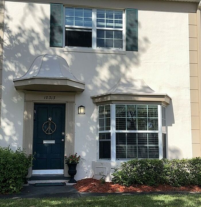 1st image of 10313 Carrollwood Ln