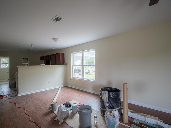 3rd image of 1509 Sadler Dr