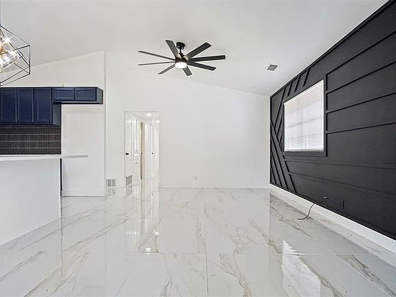 4th image of 3500 Del View Dr