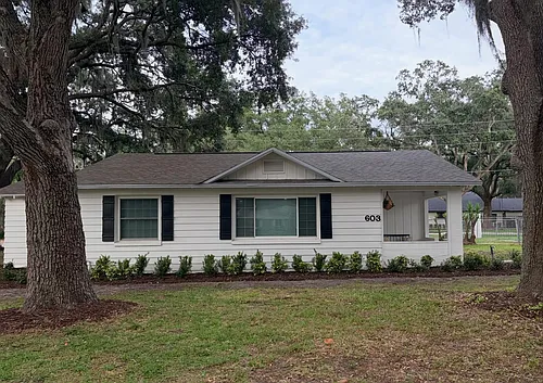 603 Palm Dr Photo 1