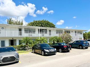 40 Windsor Dr #B, West Palm Beach, FL 33417