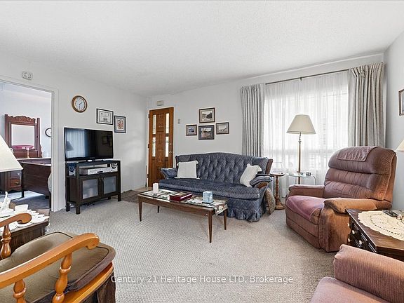 4th image of 26 Coventry St
