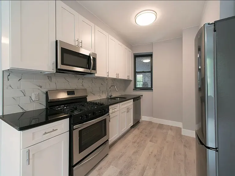 100 W 139th St #8C — Photo 6