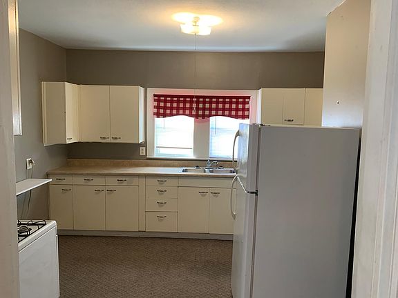 4th image of 513 Anderson St