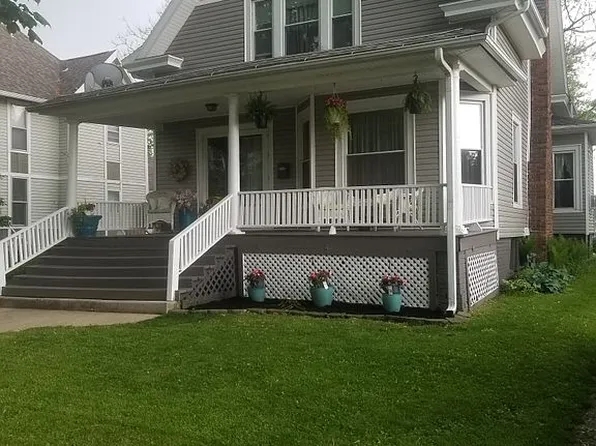 702 N Main St, Abingdon, IL 61410