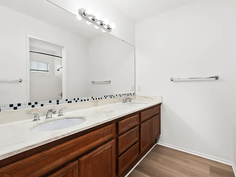 1719 Olamar Way — Photo 26