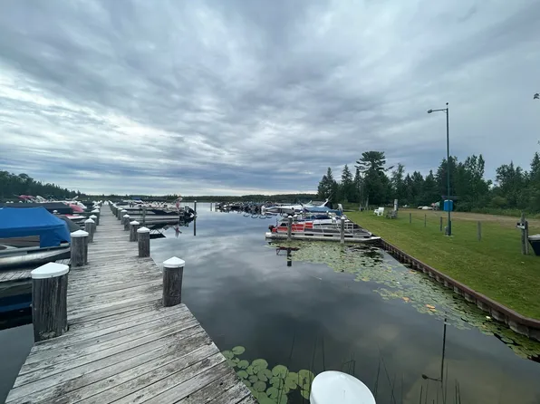 6400 Link Blvd, Indian River, MI 49749