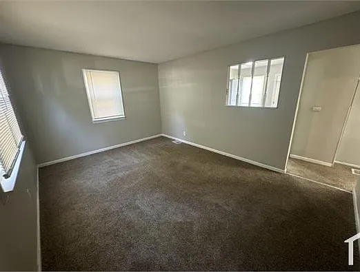 2 bed, 800 sqft, $1,050 — Photo 4