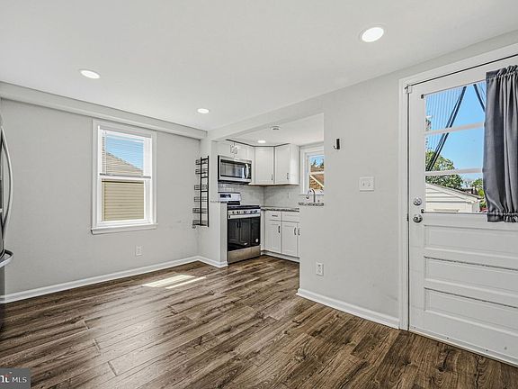 5th image of 630 Taylor Ave