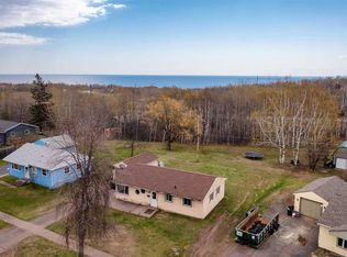 22 Arthur Cir, Silver Bay, MN 55614