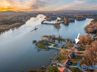 806 E Haven Dr, Glencoe, AL 35905