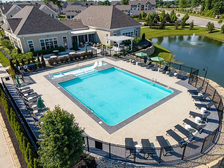Cortland Northlake — Photo 16