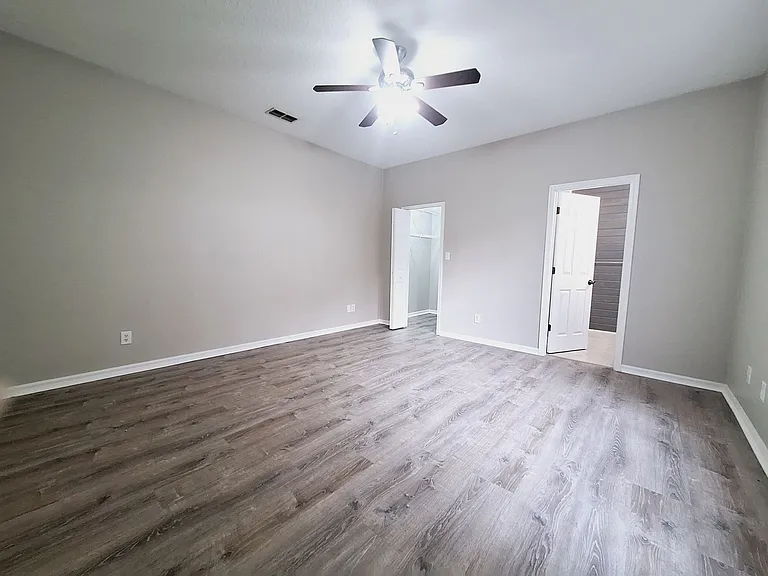 1181 Dekleva Dr — Photo 6