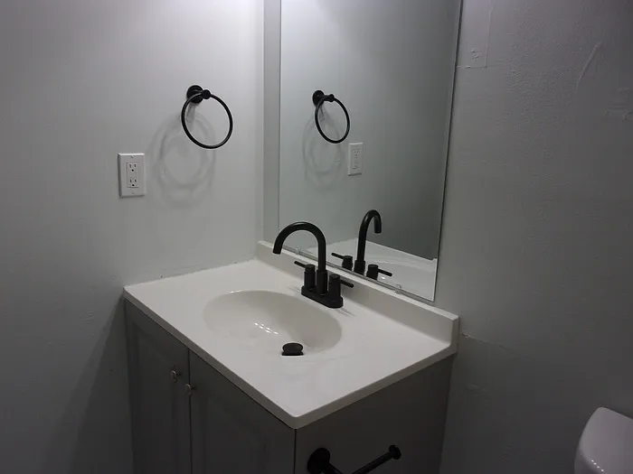 1673 Eagles Pl #C102 — Photo 8