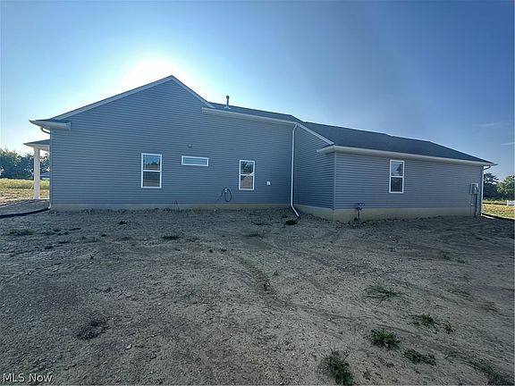 5th image of 52101 N Ridge Rd