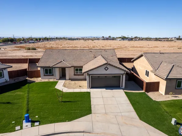989 Kindig Ave, Brawley, CA 92227