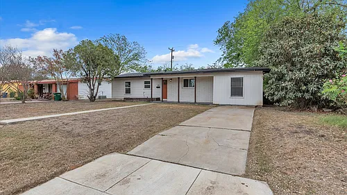 258 Antrim Dr Photo 1