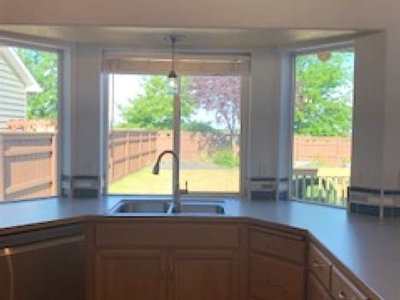 4th image of 6704 S Baymont Ct