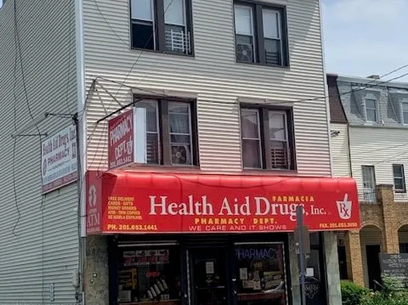 212 Palisade Avenue image 1 of 1