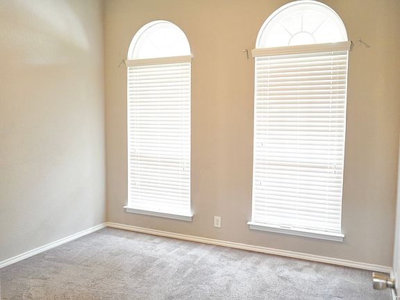 4th image of 7011 Republic Pkwy
