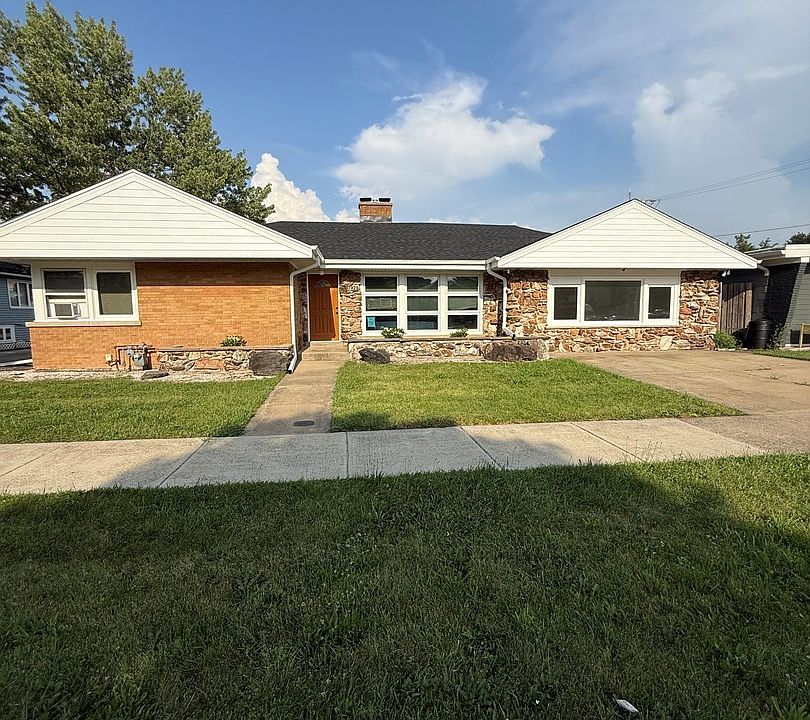 1st image of 3839 Ridgeland Ave