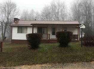 305 Jr Burnside Rd, Rock Cave, WV 26234