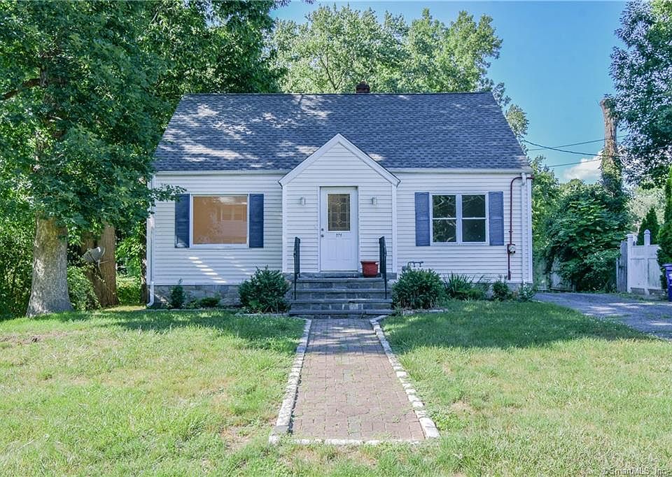 1st image of 376 Dexter Dr