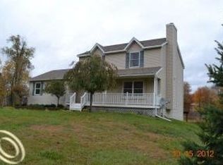 5146 Fisher Rd, Howell, MI 48855