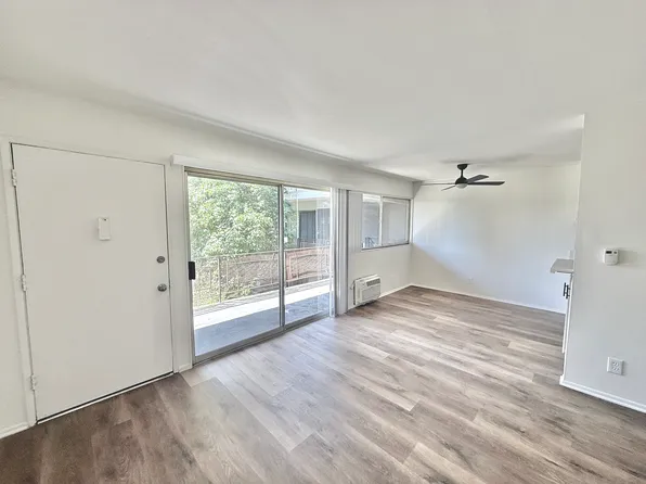 (undisclosed Address), North Hollywood, CA 91605