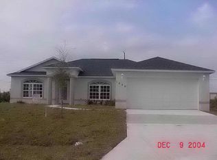 1009 SW Fenway Rd, Port Saint Lucie, FL 34953