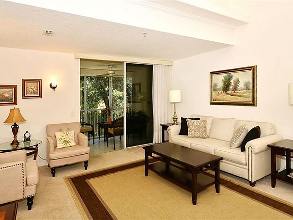 3rd image of 4275 Castlebridge Ln Unit 1323