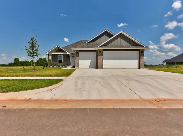 10445 SW 51st St, Mustang, OK 73064