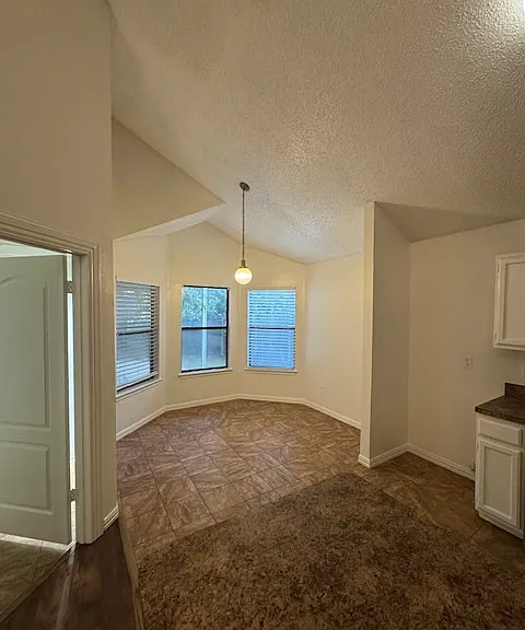 611 Turner Way — Photo 11