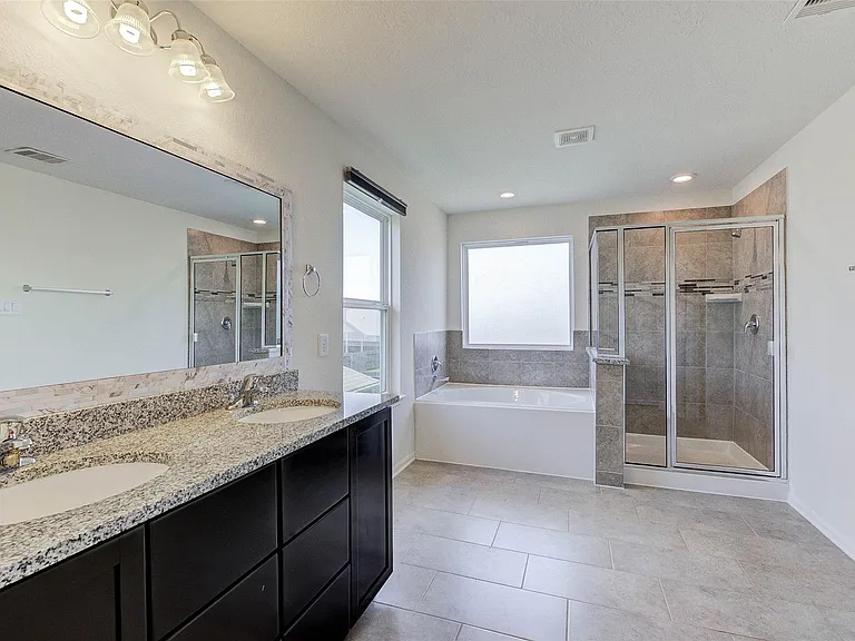 15623 Hanover Breeze Ln — Photo 18