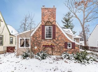 918 Hutchins Ave, Ann Arbor, MI 48103