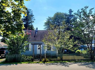 66 Illinois Ave, Waretown, NJ 08758