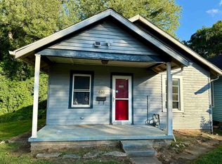 616 May Ct, Ashland, KY 41101