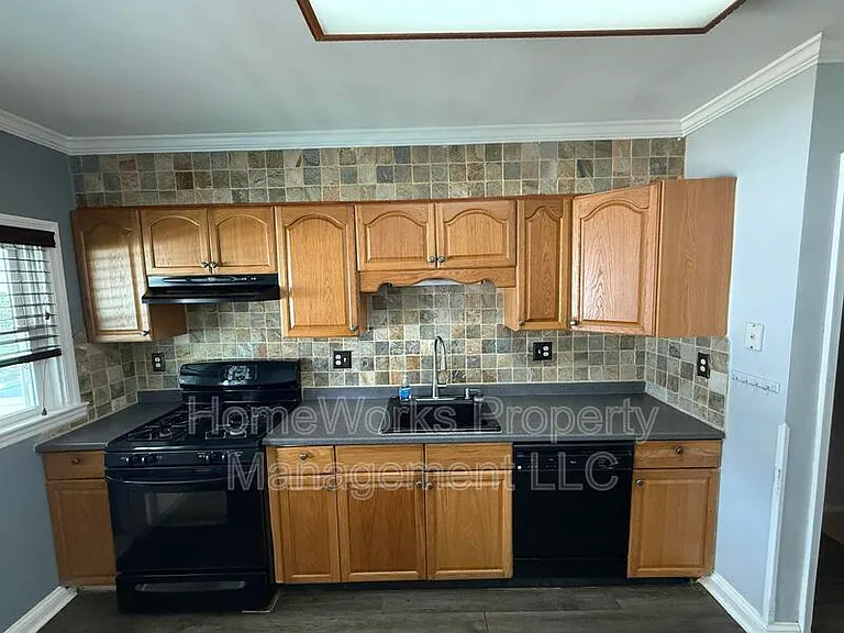 125 Cherrydell Rd — Photo 9