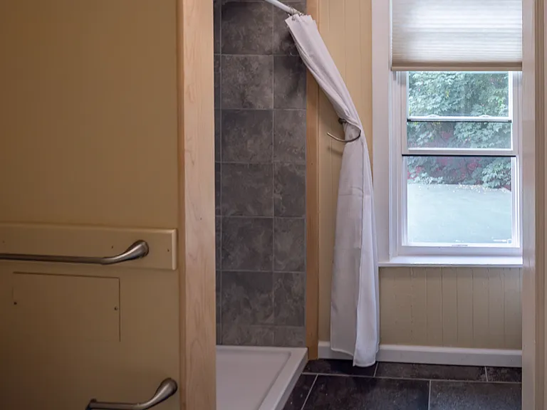 223 N Mulberry St — Photo 11
